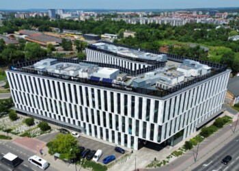 DCIM100MEDIADJI_0236.JPG